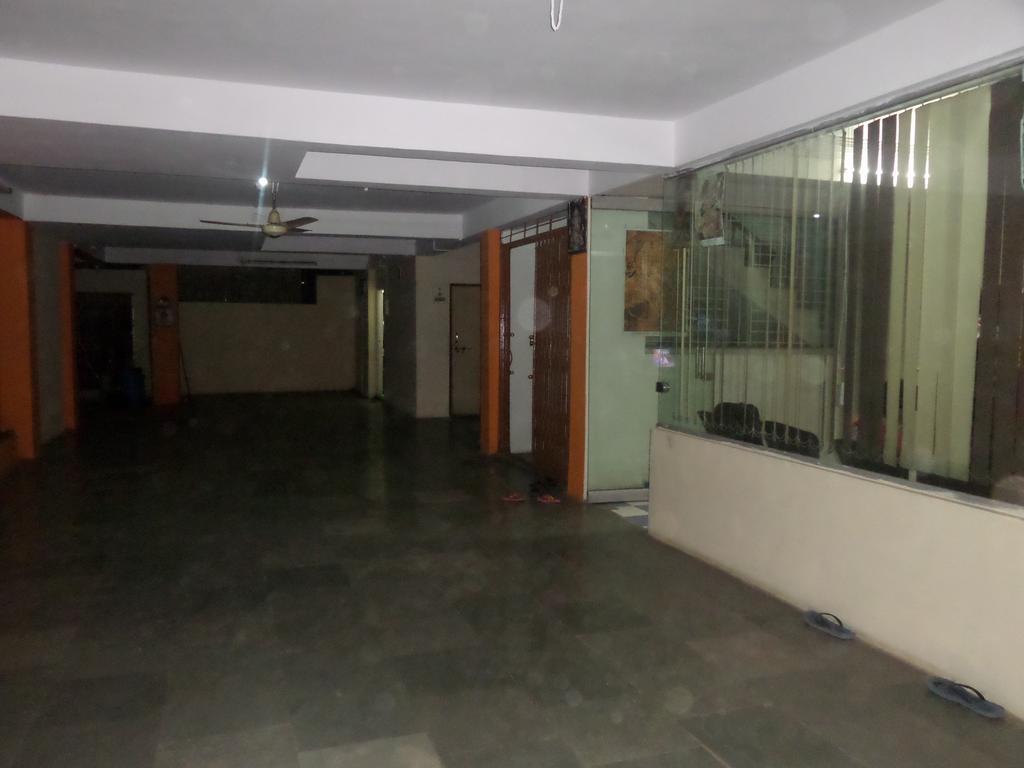 Indradeep Executive Otel Evrengabad Dış mekan fotoğraf